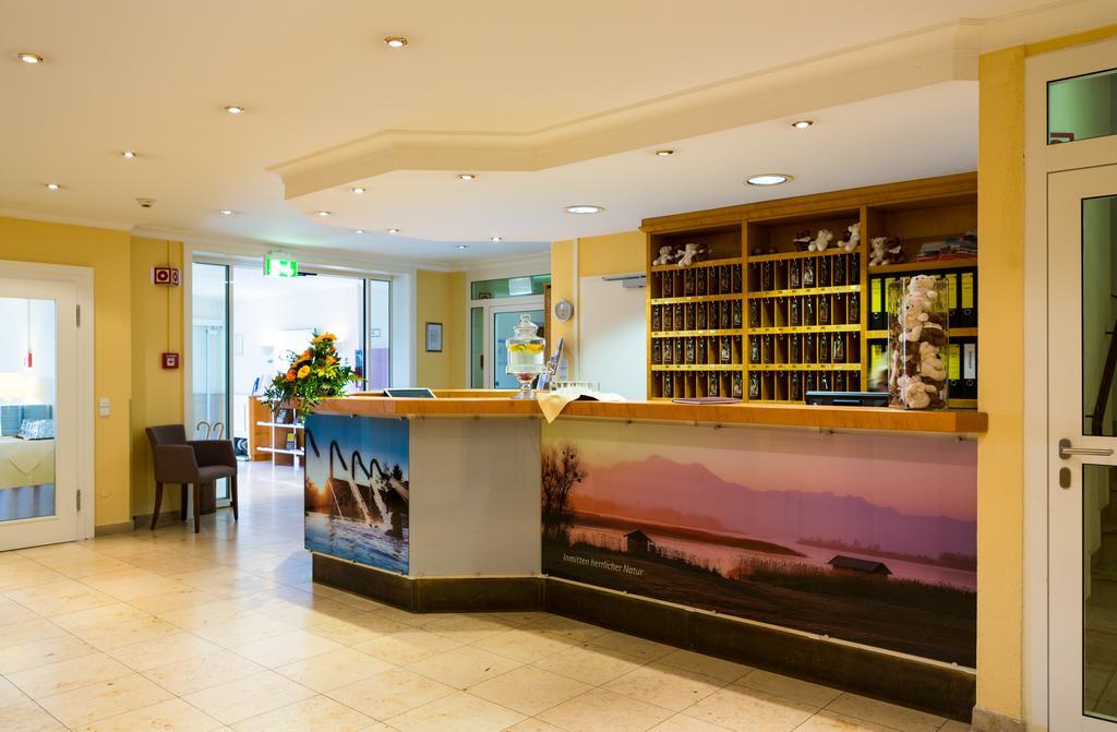 Stroebinger Hof - Therme Wellness Resort Бад-Эндорф Экстерьер фото